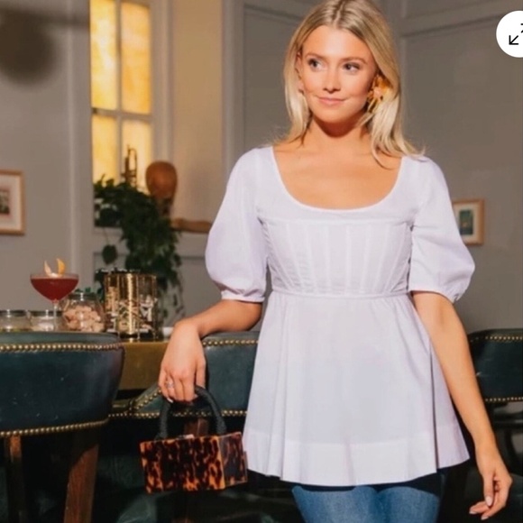 Tuckernuck White Nealy Blouse NWT - Picture 2 of 4